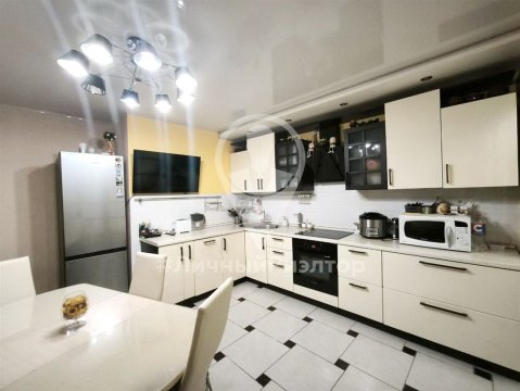 2-к квартира, 1/14 эт., 58м²