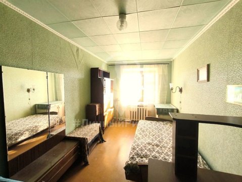 3-к квартира, 5/5 эт., 64м²