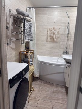 1-к квартира, 3/3 эт., 42м²