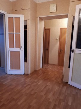 4-к квартира, 5/5 эт., 94м²