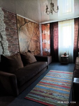 4-к квартира, 4/9 эт., 90м²