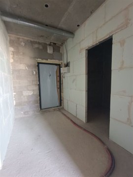 2-к квартира, 24/28 эт., 70м²