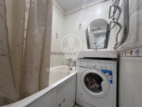 3-к квартира, 1/9 эт., 61м²