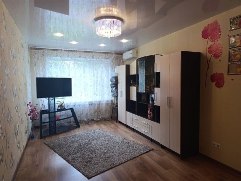 1-к квартира, 1/5 эт., 43м²