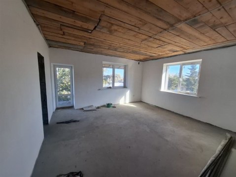 Дом 300м², участок 7 сот.