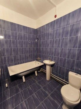 2-к квартира, 1/14 эт., 42м²