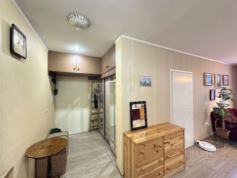 2-к квартира, 5/5 эт., 52м²