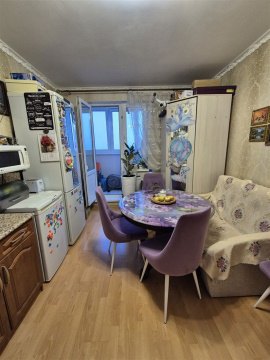 1-к квартира, 10/10 эт., 40м²