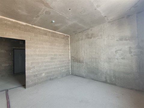 2-к квартира, 24/28 эт., 70м²