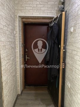 2-к квартира, 1/2 эт., 42м²