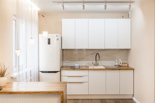 2-к квартира, 15/16 эт., 50м²