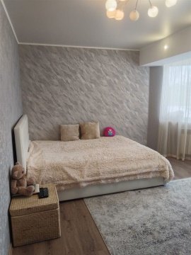 1-к квартира, 4/19 эт., 54м²