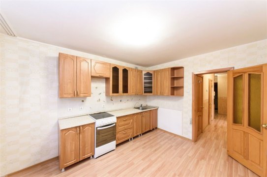 3-к квартира, 1/7 эт., 70м²