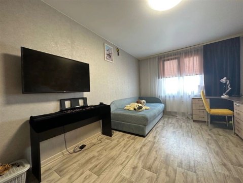 2-к квартира, 5/8 эт., 58м²