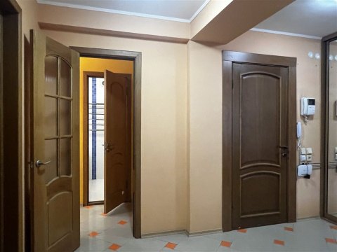 3-к квартира, 3/6 эт., 78м²