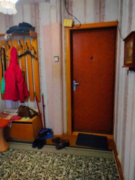 3-к квартира, 5/5 эт., 61м²