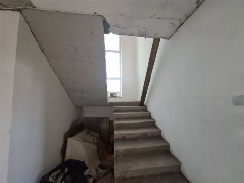 Дом 300м², участок 7 сот.