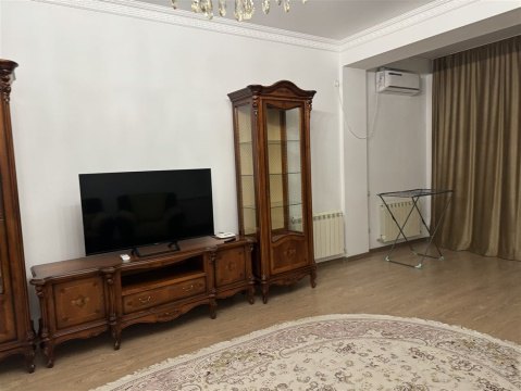 2-к квартира, 6/10 эт., 86м²