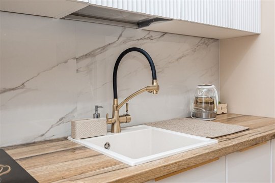 2-к квартира, 15/16 эт., 50м²