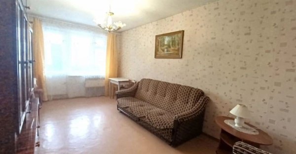 2-к квартира, 4/5 эт., 52м²