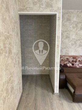 2-к квартира, 1/2 эт., 42м²