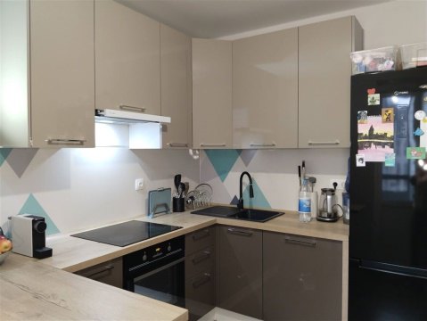 3-к квартира, 6/21 эт., 76м²