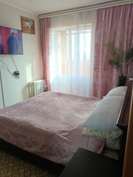 2-к квартира, 8/9 эт., 50м²