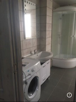 2-к квартира, 8/10 эт., 63м²