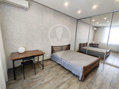 2-к квартира, 6/6 эт., 79м²