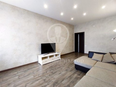 2-к квартира, 6/6 эт., 79м²