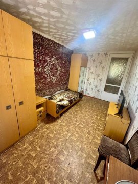 3-к квартира, 2/5 эт., 64м²