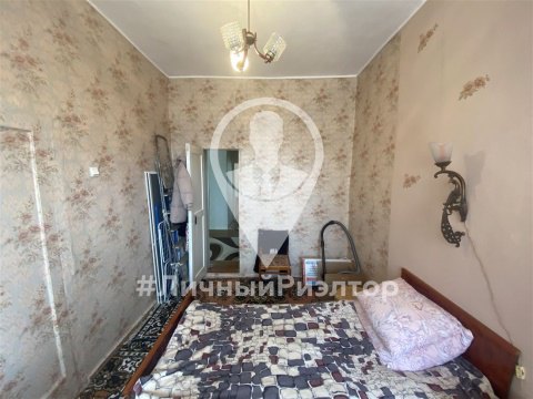 3-к квартира, 1/2 эт., 63м²