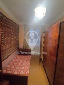 3-к квартира, 1/2 эт., 57м²