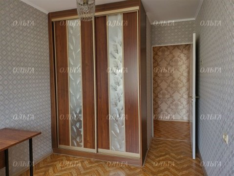 3-к квартира, 4/5 эт., 58м²