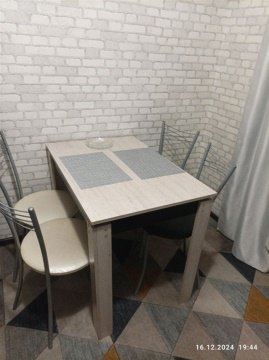 4-к квартира, 4/9 эт., 90м²