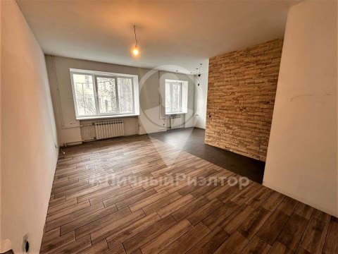 1-к квартира, 1/5 эт., 31м²