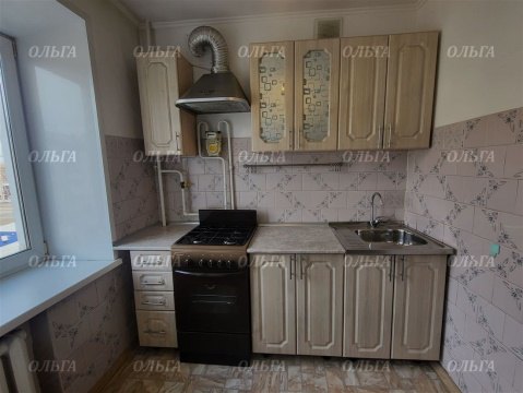 3-к квартира, 4/5 эт., 58м²
