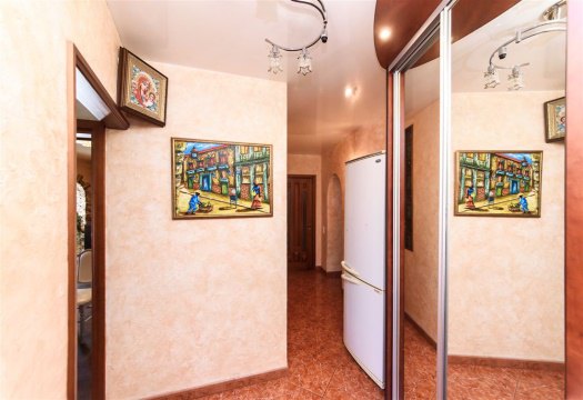 4-к квартира, 3/4 эт., 93м²