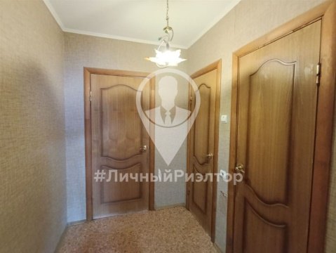 3-к квартира, 7/10 эт., 70м²
