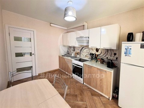 1-к квартира, 7/18 эт., 32м²