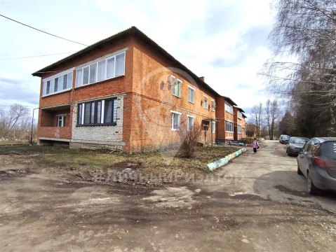 2-к квартира, 1/2 эт., 43м²