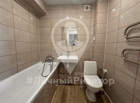 1-к квартира, 1/7 эт., 32м²