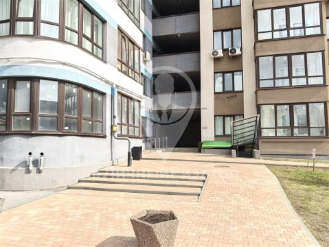 2-к квартира, 9/23 эт., 68м²
