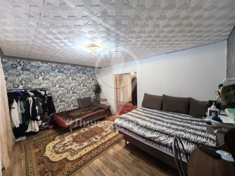 2-к квартира, 1/9 эт., 61м²