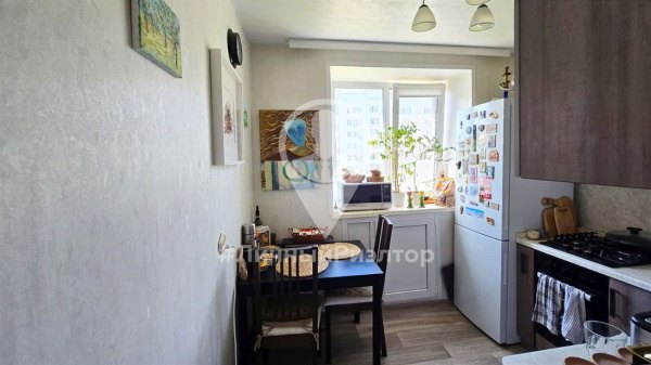 4-к квартира, 5/5 эт., 62м²