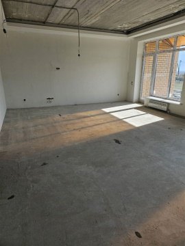 Дом 280м², участок 14 сот.