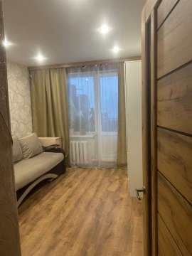 2-к квартира, 4/5 эт., 47м²
