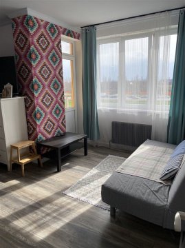 1-к квартира, 4/8 эт., 40м²