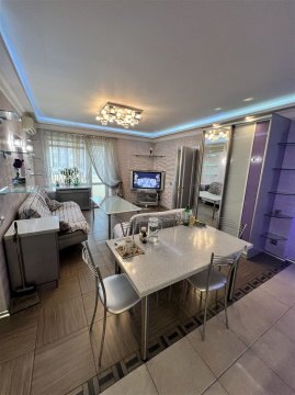 2-к квартира, 6/14 эт., 67м²