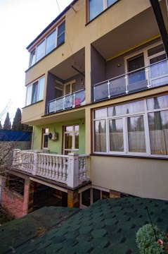 Дом 476м², участок 25 сот.